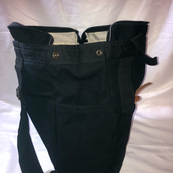 Backpack - Picture 4 of 4